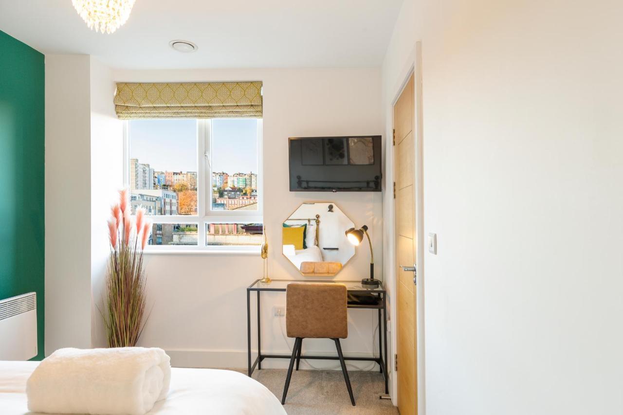 City Centre - Free Parking - Stylish 2 Bedroom Apartment Bristol Exterior foto